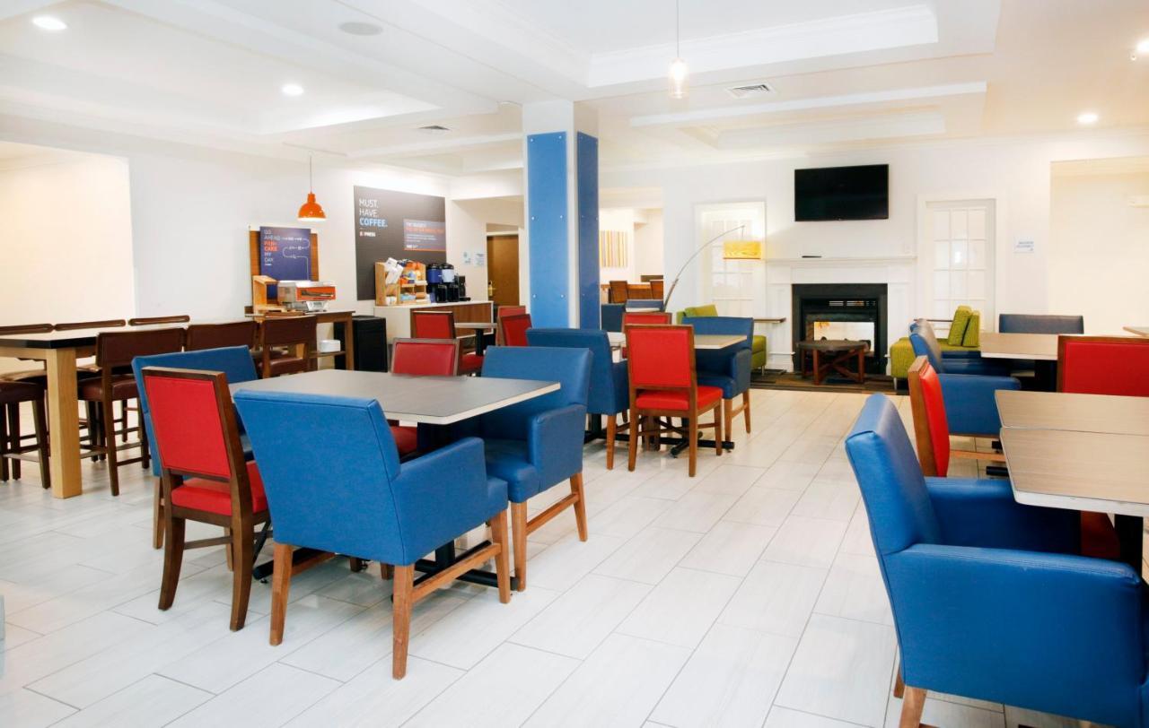Holiday Inn Express Hotel & Suites Bethlehem Airport/Allentown Area By Ihg Екстер'єр фото